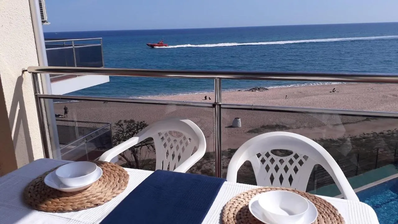 Apartamentos Bon Repos Santa Susanna 0*,  Spain
